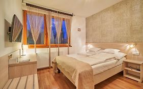 Oazis Apartmanok